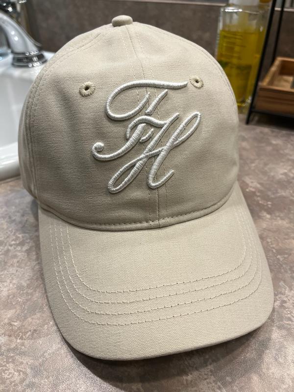 Customer carousel item 9.