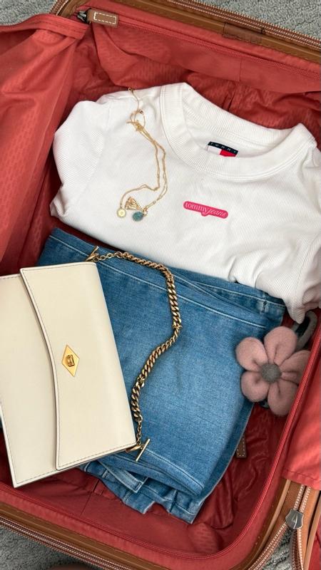 Customer carousel item 1.