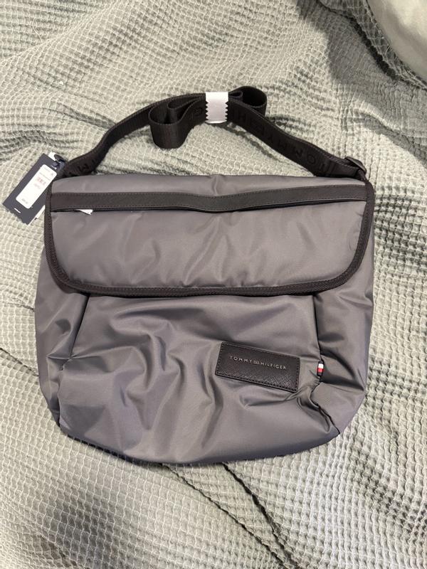 Customer carousel item 4.