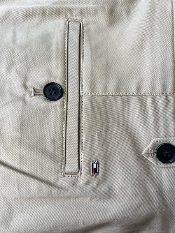 Customer carousel item 12.