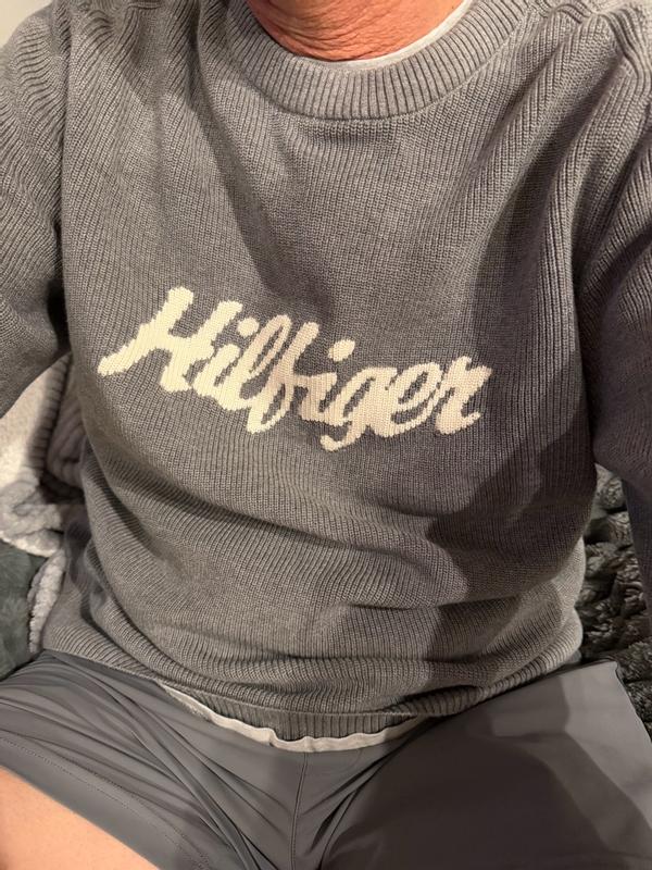 Customer carousel item 9.