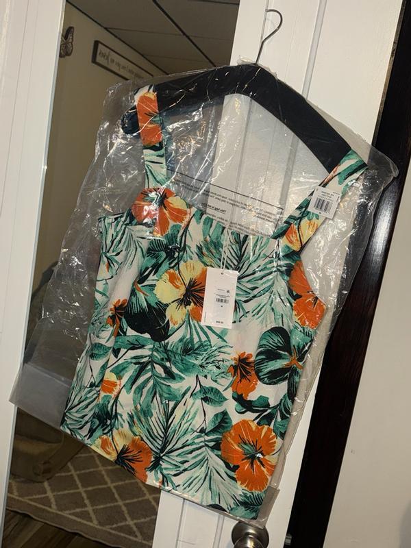 Customer carousel item 6.