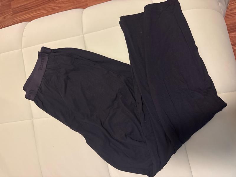 Customer photo for "Lightweight, average quality sleep pants"
