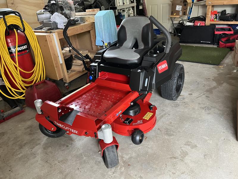 Customer photo 3 of the 34 in. (86 cm) TimeCutter® Zero Turn Mower