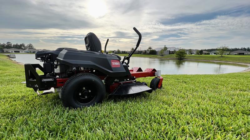 Customer photo 11 of the 34 in. (86 cm) TimeCutter® Zero Turn Mower