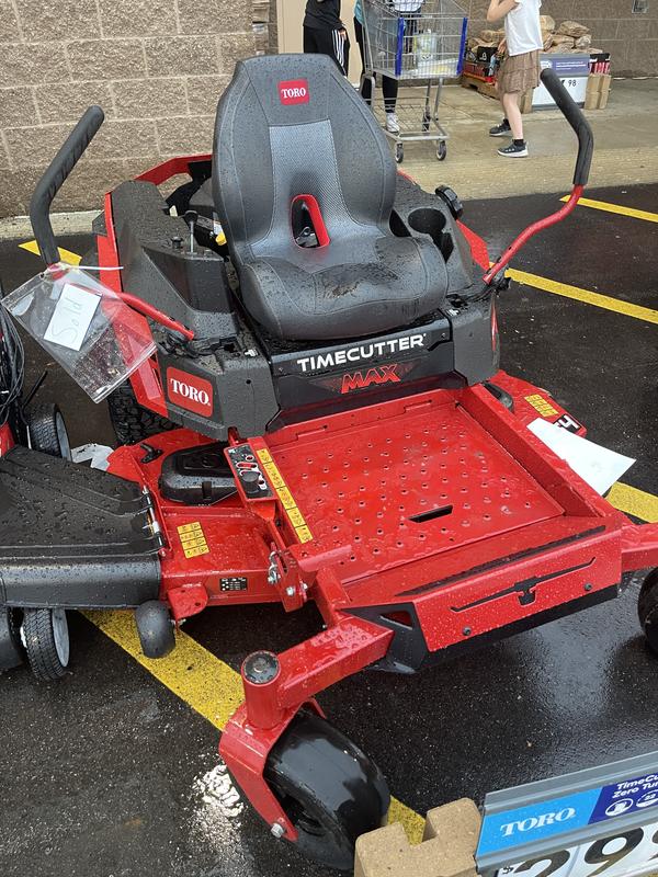 Customer photo 1 of the 54 in. (137 cm) TimeCutter® Max Zero Turn Mower