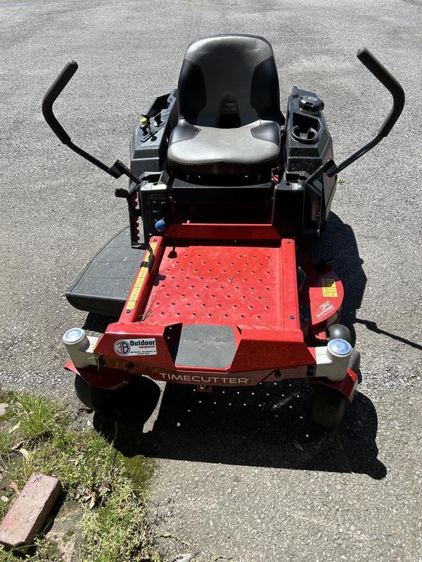 34 86 cm TimeCutter Zero Turn Mower 75734 Toro