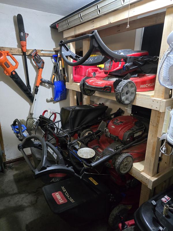 This 60v mower fits right at home with my other toro mowers! Cant believe it took me this long to get one for myself!