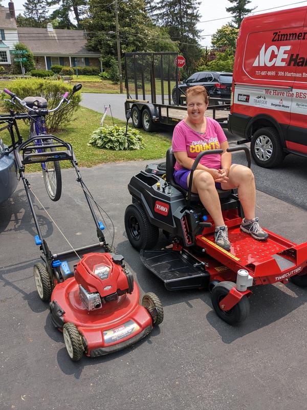 Customer photo 14 of the 34 in. (86 cm) TimeCutter® Zero Turn Mower