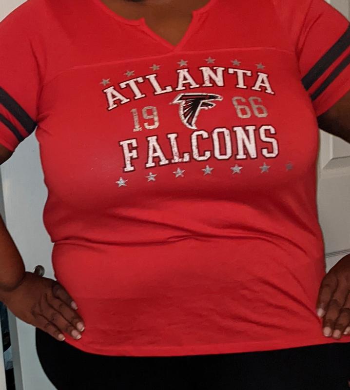 Plus Size - Classic Fit Football Tee - NFL Tampa Bay Buccaneers Red - Torrid