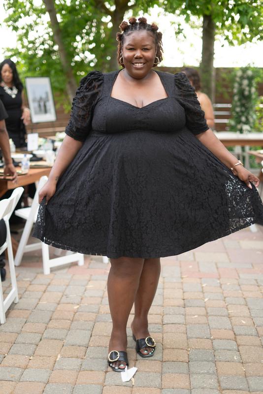 Plus Size - Mini Stretch Lace Ruched Sleeve Skater Dress