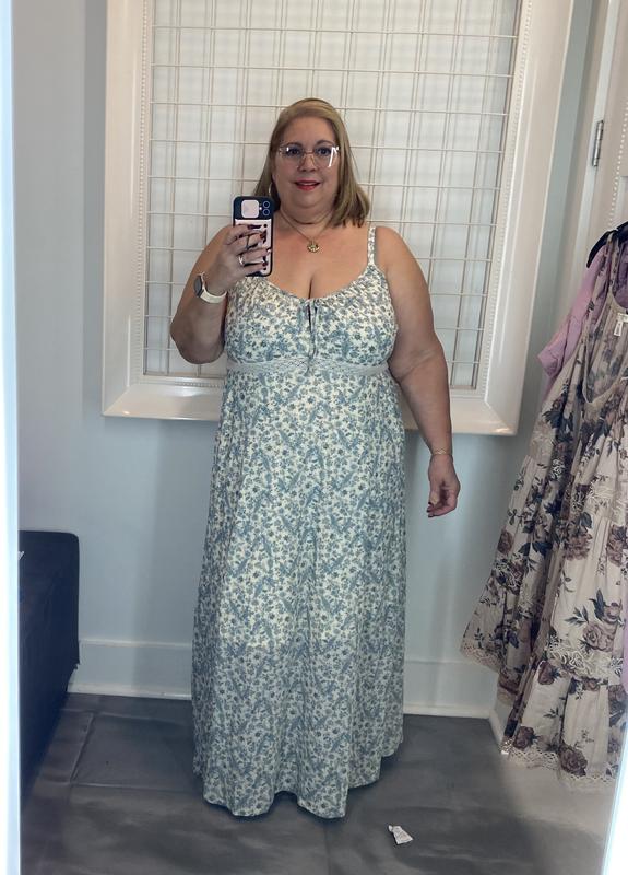 floral maxi occasion dress Lily Pleated Floral Maxi Dress – VICI