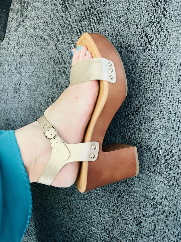 American apparel wooden hot sale heel sandal