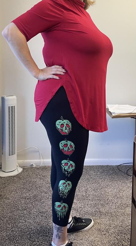 Plus Size - Disney Snow White and the Seven Dwarfs Poison Apple