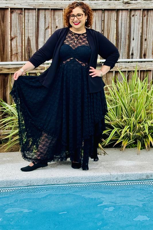 Plus Size - Festi Hanky Hem Lace Maxi Dress - Torrid