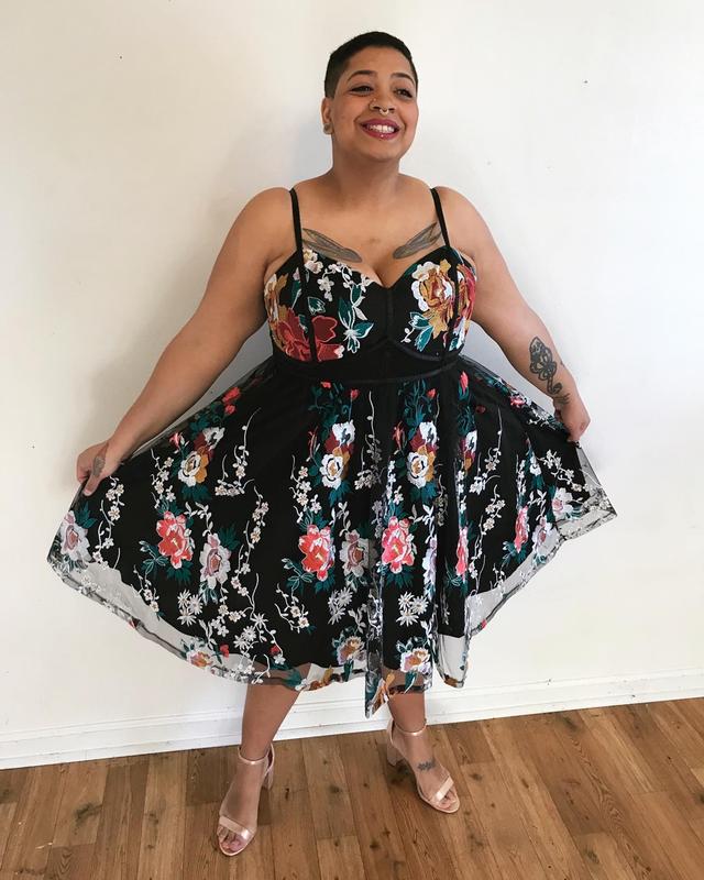 Torrid embroidered clearance dress