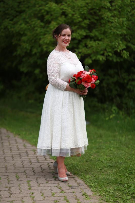chinese dress ladies Sexy Ivory Lace 3/4 Long Sleeve Backless Plus Size Beach Wedding Dress   Demodresses