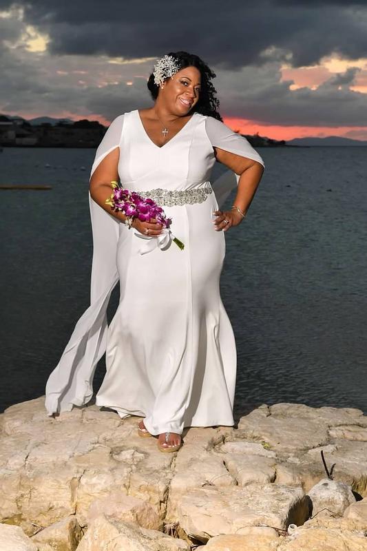 Plus size wedding dress with cape best sale