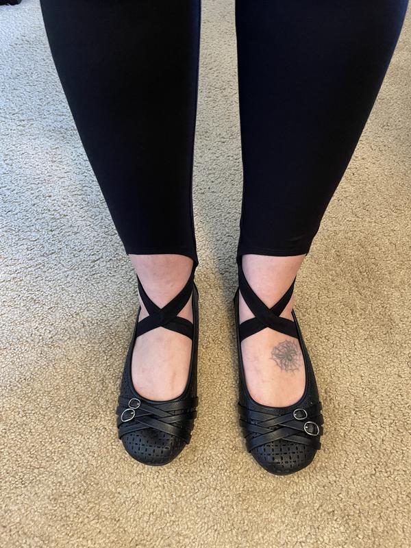 Plus Size - Premium Leggings - Stirrup Ballet Hem Black - Torrid