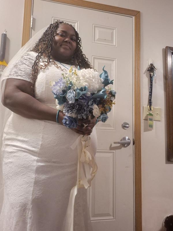 Plus Size - Ivory Lace Short Sleeve Fit & Flare Wedding Dress - Torrid