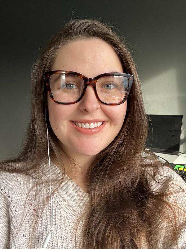 Customer photo for "Stylish glasses for wide faces"