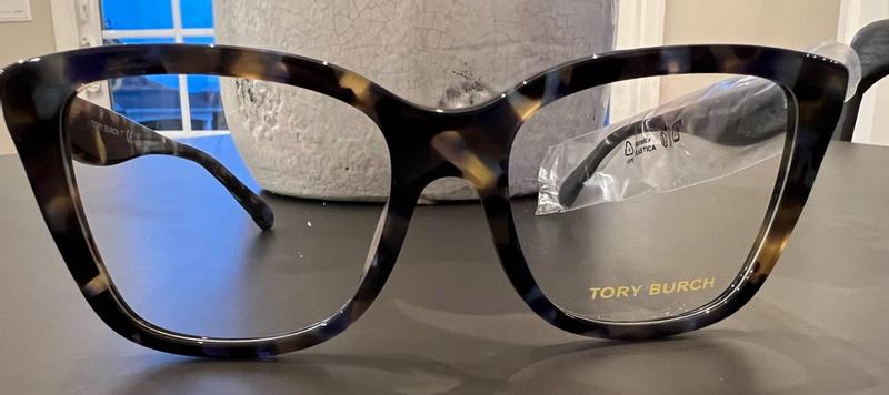 Customer photo for "Not my favorite- frames need to be a little thicke"