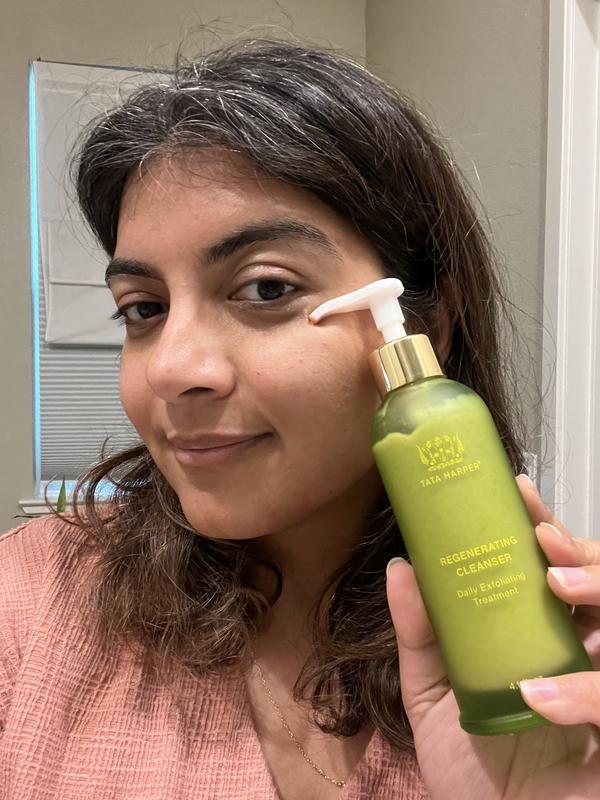 Customer photo for "Mild exfoliating everyday cleanser"