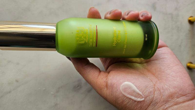 Customer photo for "Must Have For Acne Prone Skin!!"