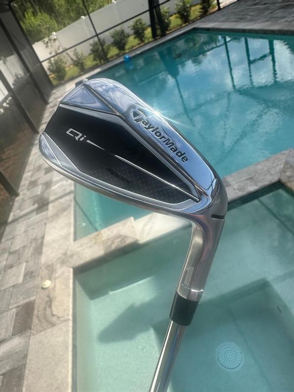TaylorMade Qi アイアン　#4 18.5° TaylorMade Qi #4 & #5 Irons, Steel Dynamic Gold 105 Extra