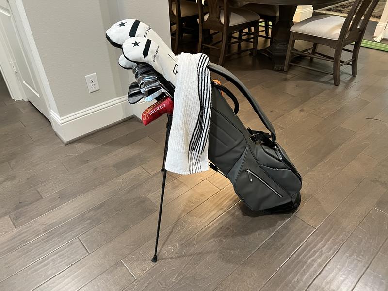 TaylorMade Vessel Lite Lux Stand Bag - Black