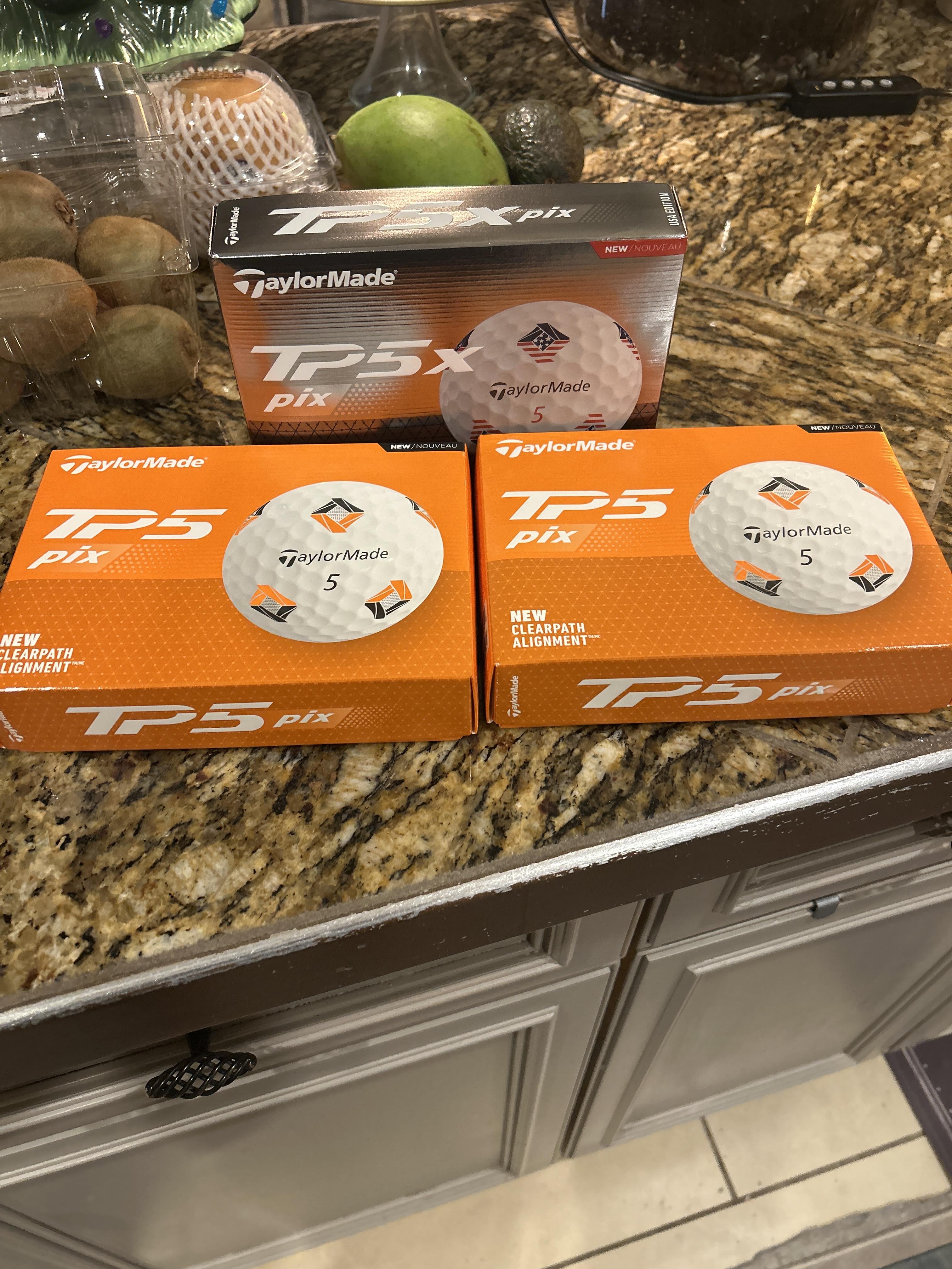 TaylorMade 2024 TP5 pix 3.0 Golf Balls | Dick's Sporting Goods