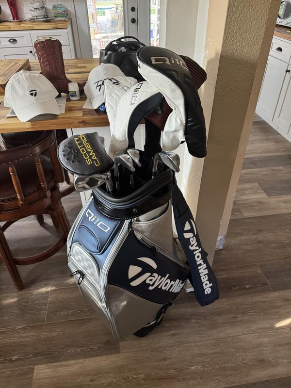Qi10 Tour Staff Bag | TaylorMade