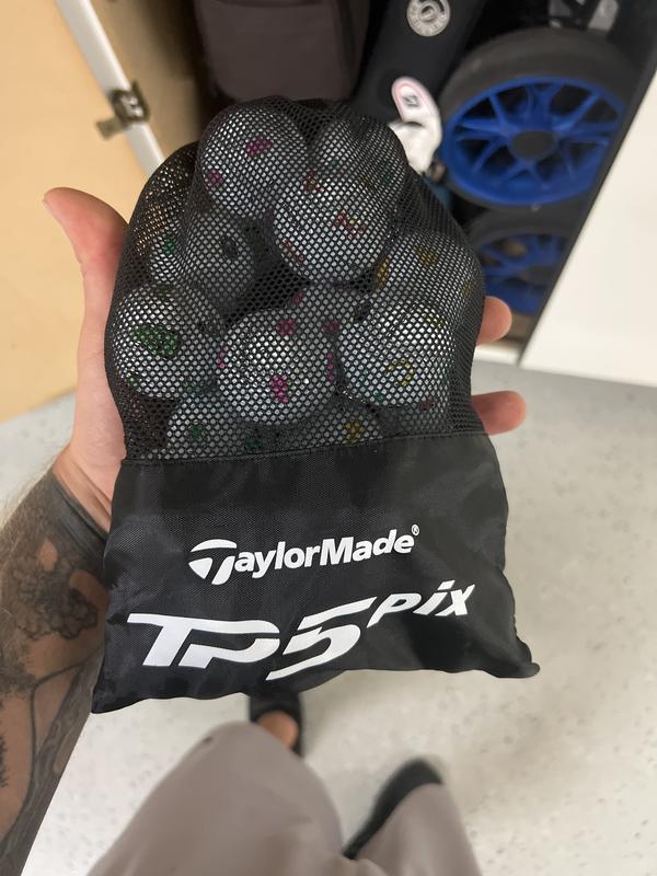 New TP5 / TP5pix | ボール | TaylorMade Golf | テーラーメイド