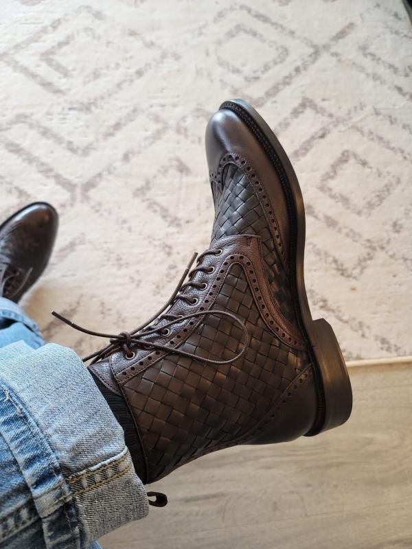 Excellent Boots and Very Fast Shipping!