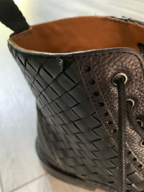 Great looking shoe, questionable quality