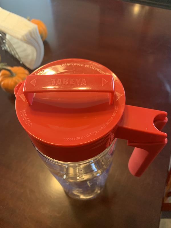 Takeya Airtight Tritan Plastic Pitcher with Lid, 1 Quart, Hot or Cold,  Black, BPA Free