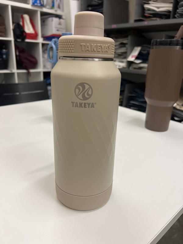 Sports bottle superfan