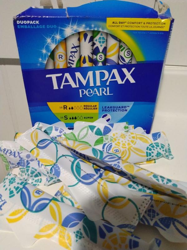 Tampax Pearl Tampons Duo Pack, with LeakGuard Braid, Regular/Super  Absorbency, Unscented, 34 Count