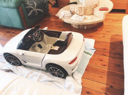 bentley exp 12 ride on target