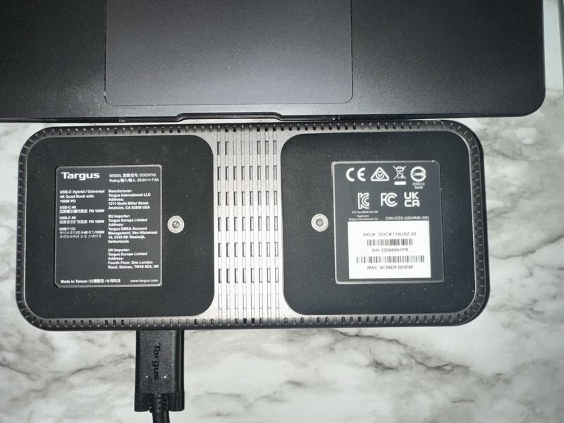 USB-C® Hybrid/Universal 4K Quad Monitor Docking Station with 100W PD