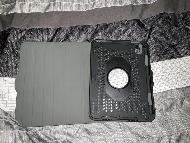 Tastiera Wireless Targus VersaVu QWERTY Retroilluminata con Trackpad per iPad Nero