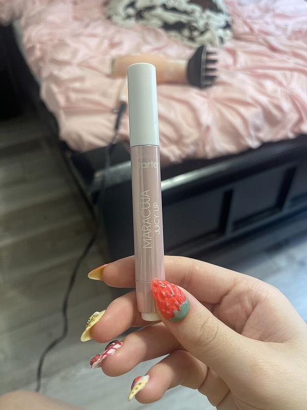 Customer carousel item 3.