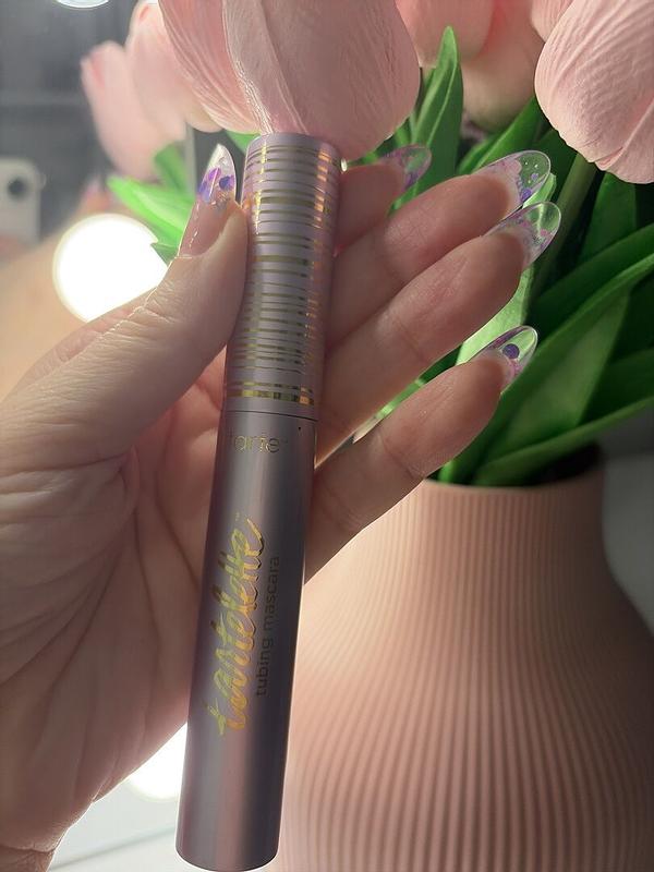 Customer carousel item 3.