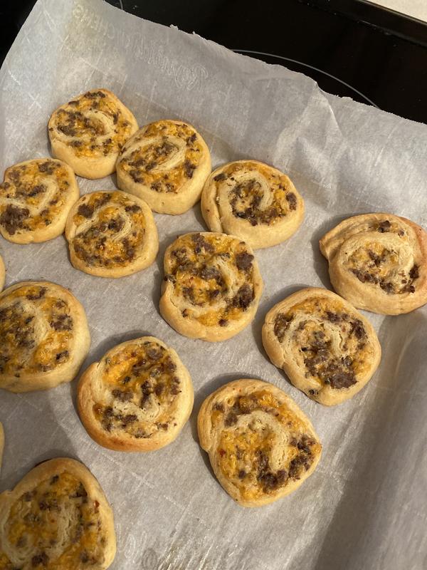 Jalapeño Honey Cheese & Sausage Pinwheels Tastefully Simple