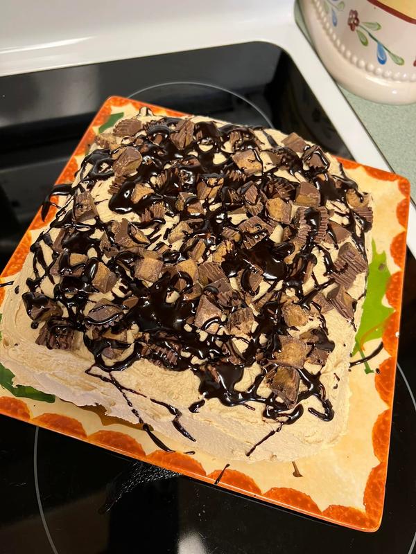 peanut-butter-cup-pound-cake-tastefully-simple