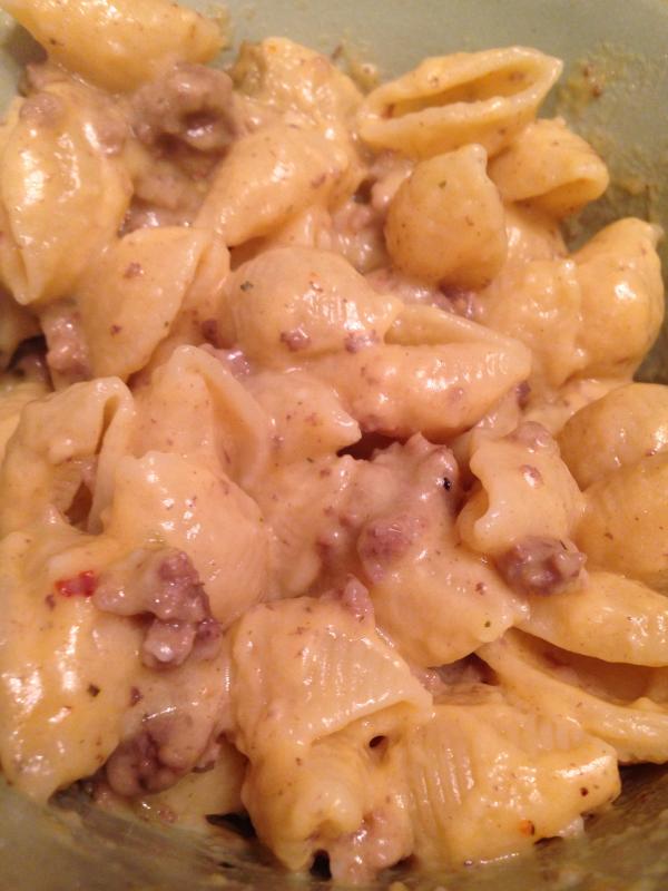 southwest beefy mac and cheese | Tastefully Simple