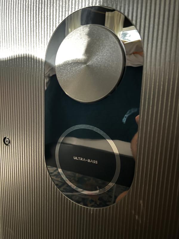 Ultra-Bass system for full sound