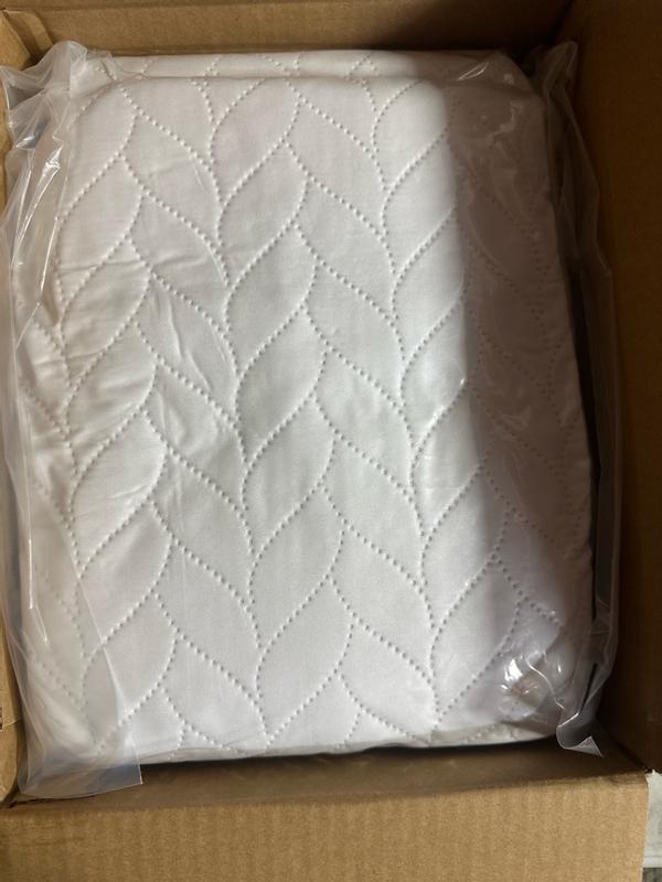 Customer carousel item 6.