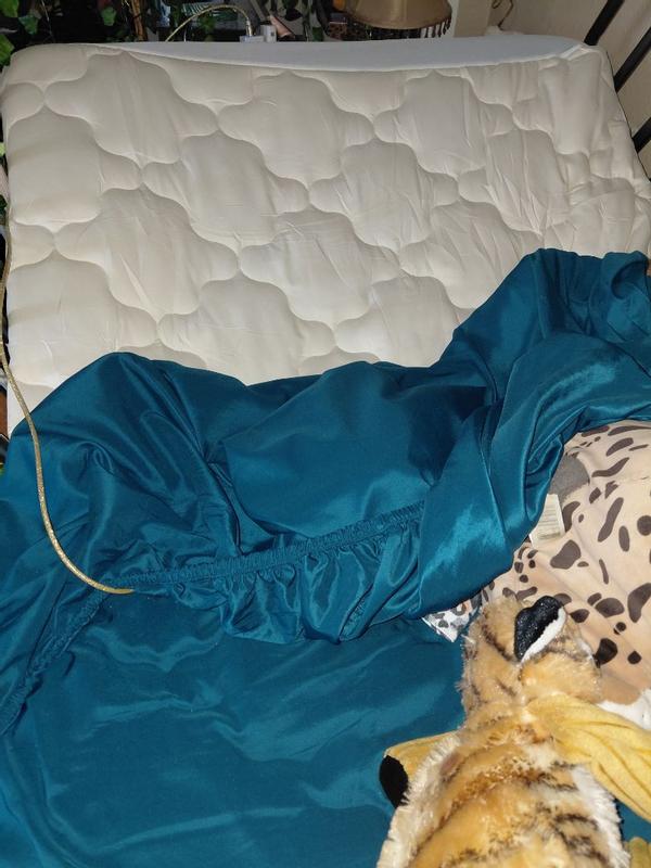 Customer carousel item 4.