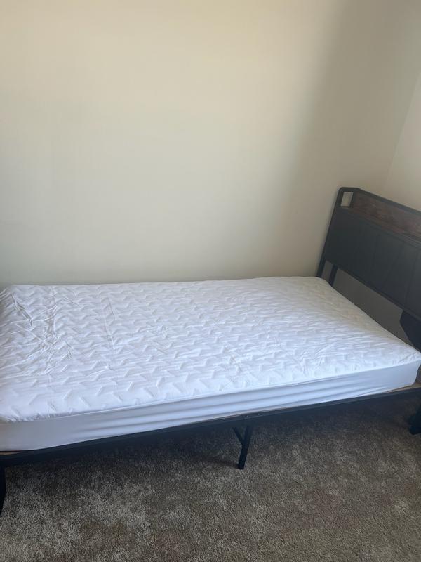 Customer carousel item 7.